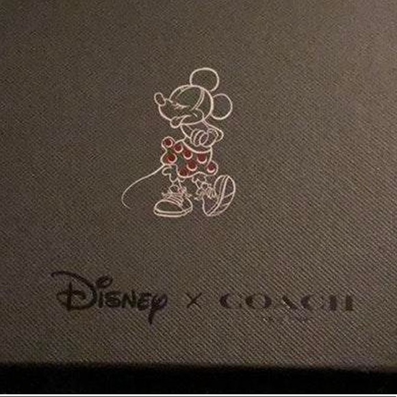 🖤COACHXDisney Mini Coin Case(💗COLLECTORS ITEM💗) - Picture 5 of 5